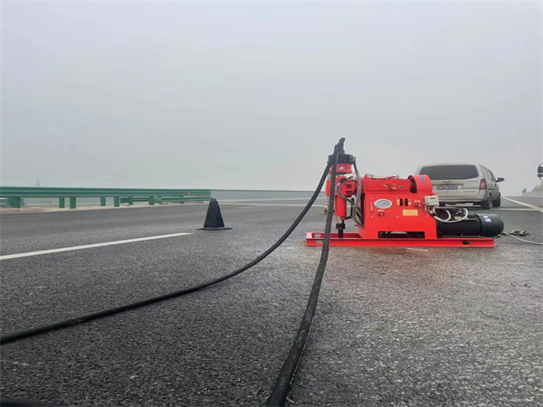 泰安马路路基路面开裂下沉注浆加固灌浆